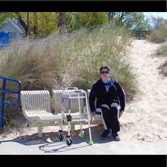 Meet your Posher, Laura - Picture 5 of 6